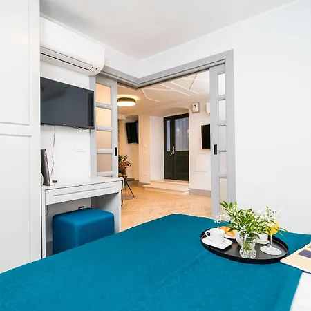 The Old Well Elegance By Duhomes 아파트