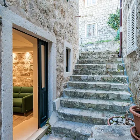 The Old Well In Old Town Dubrovnik