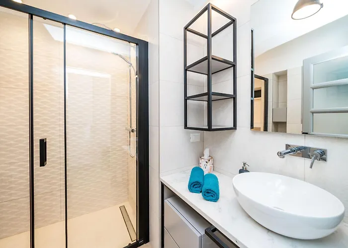 The Old Well Elegance By Duhomes Apartament *