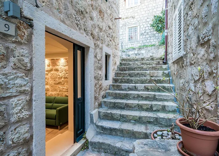 The Old Well Elegance By Duhomes Dubrovník