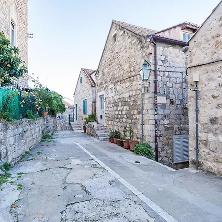 The Old Well In Old Town Apartment Dubrovnik
